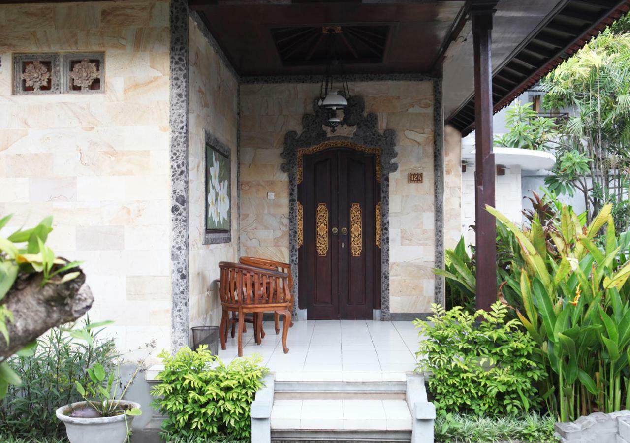 Taman Sari Cottages Kuta Lombok Exterior foto